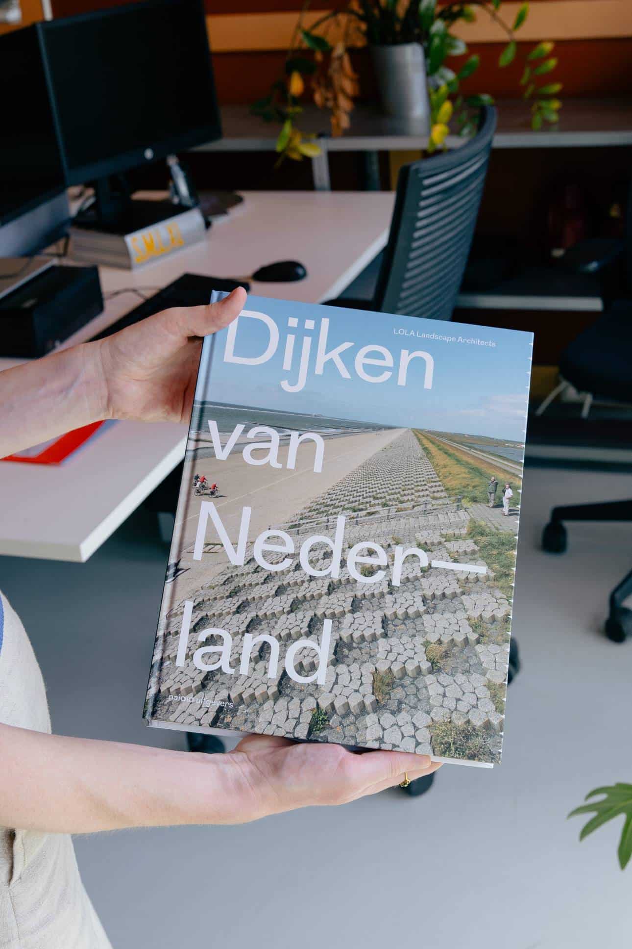 Pop-up bookshop BIG BOOKS opens at Het Industriegebouw BIG BOOKS brings a two-day pop-up bookshop to Het Industriegebouw with talks, signings and curated titles celebrating design, literature and Rotterdam.